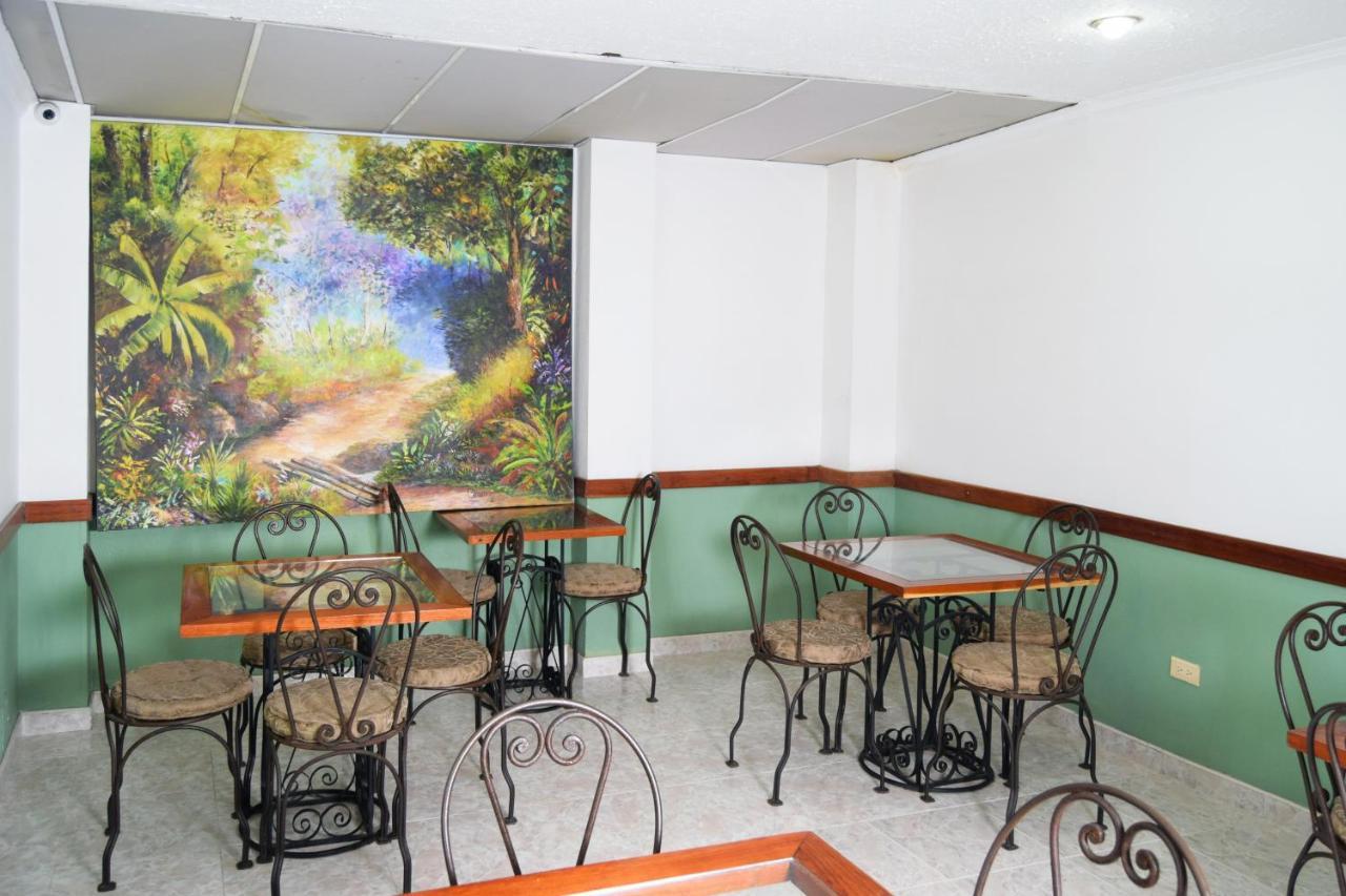 Hotel Bolivar Plaza Manizales Exterior photo